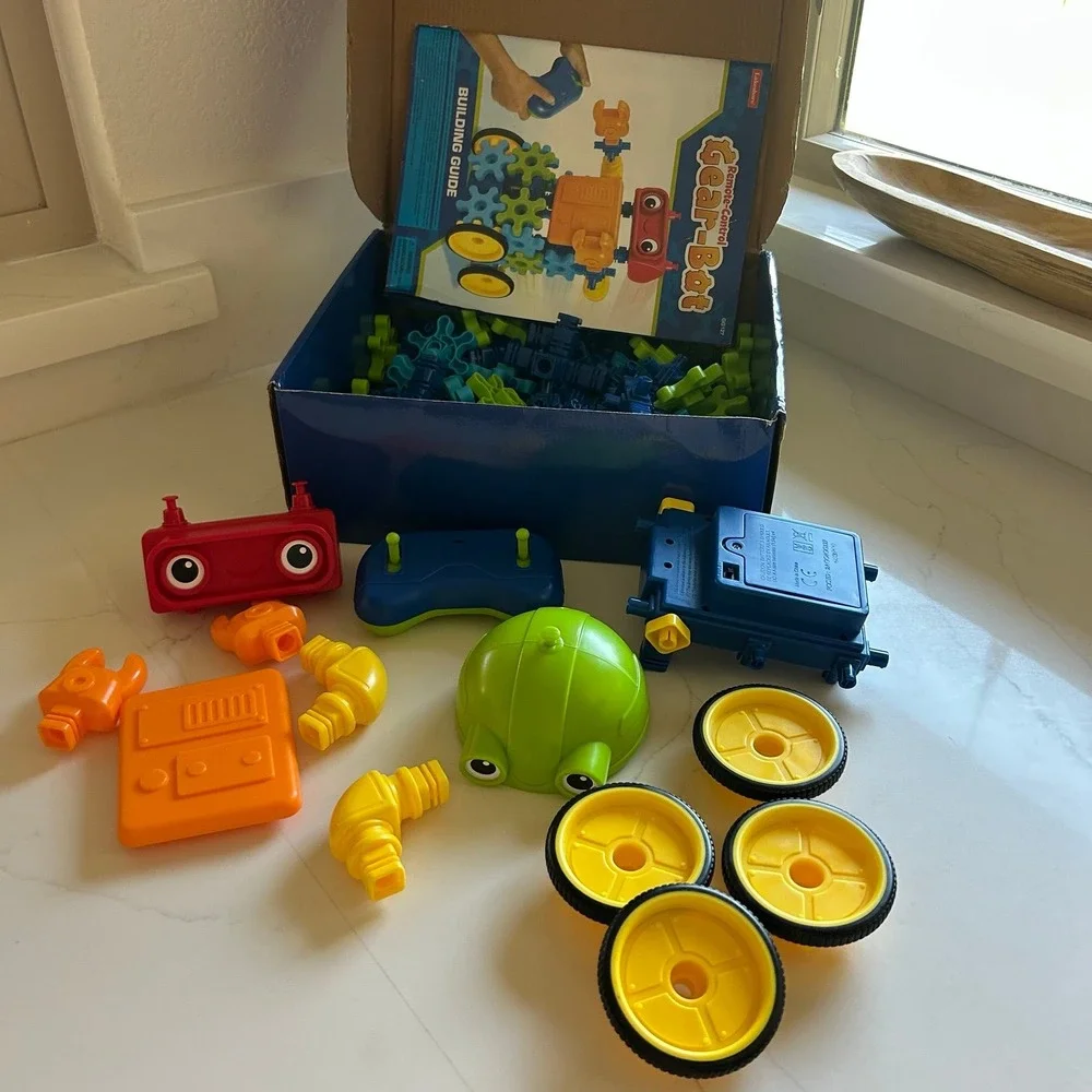 Lakeshore Remote Control Gear Bot Build Your Own Robot